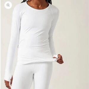 Athleta XS long sleeve speedlight top